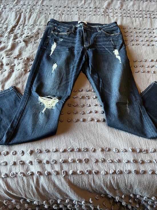 studio blue Denim - Women’s Dark Indigo Skinny Jeans with Distressed Detail